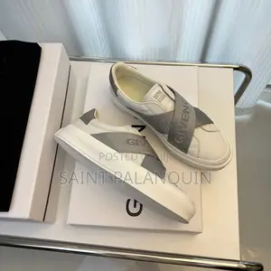 Givenchy Classic Sneakers