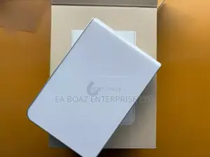 Ubiquiti Networks Unifi U7 Pro Wall Tri-Band Wi-Fi 7 Access Point