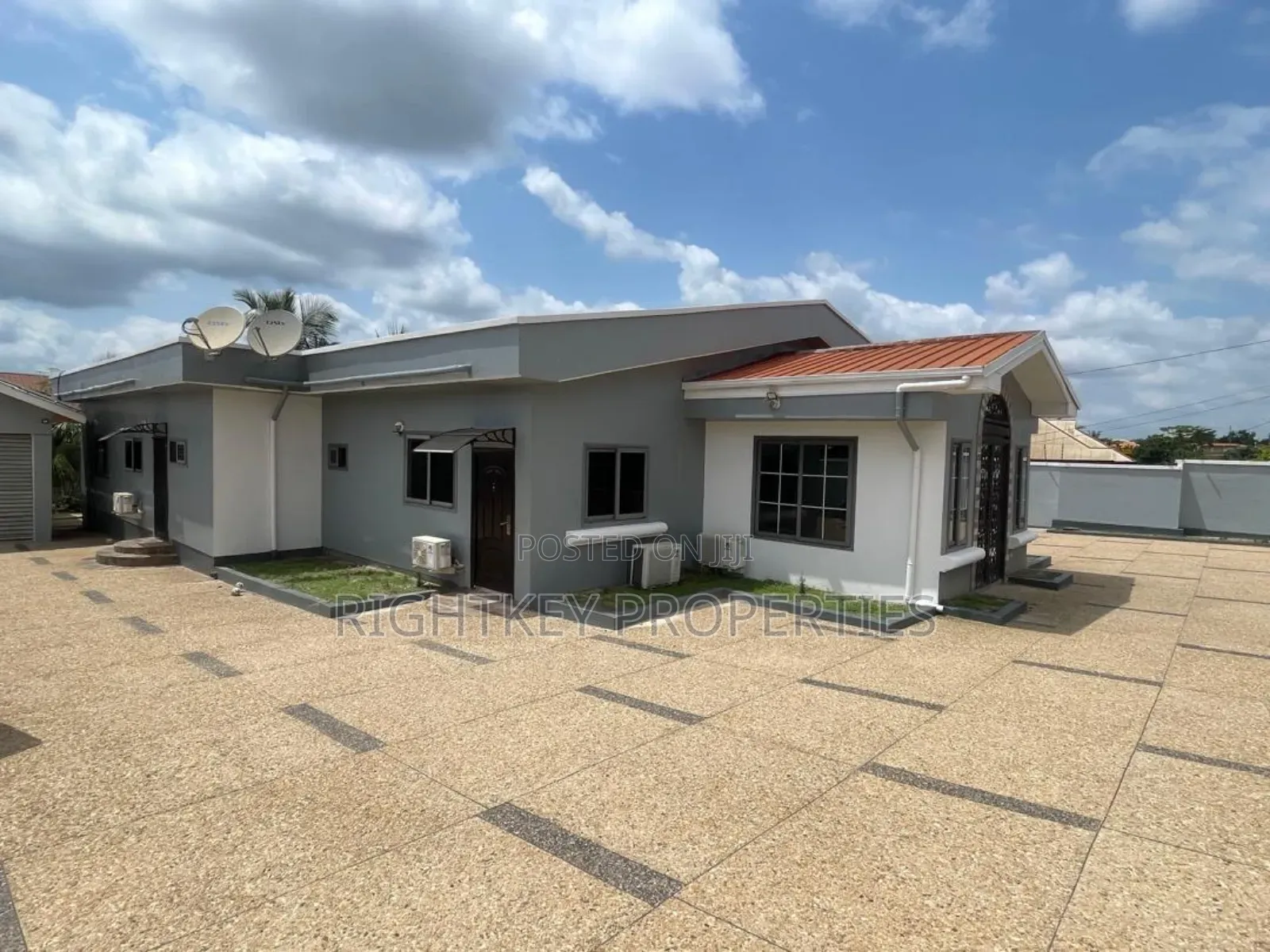 Furnished 5bdrm House in Rightkey, Kumasi Metropolitan for sale