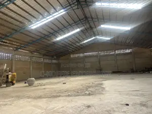 800 SQM Warehouse at Amasaman for Rent