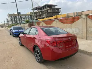 Toyota Corolla 2018 Red