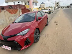 Toyota Corolla 2018 Red