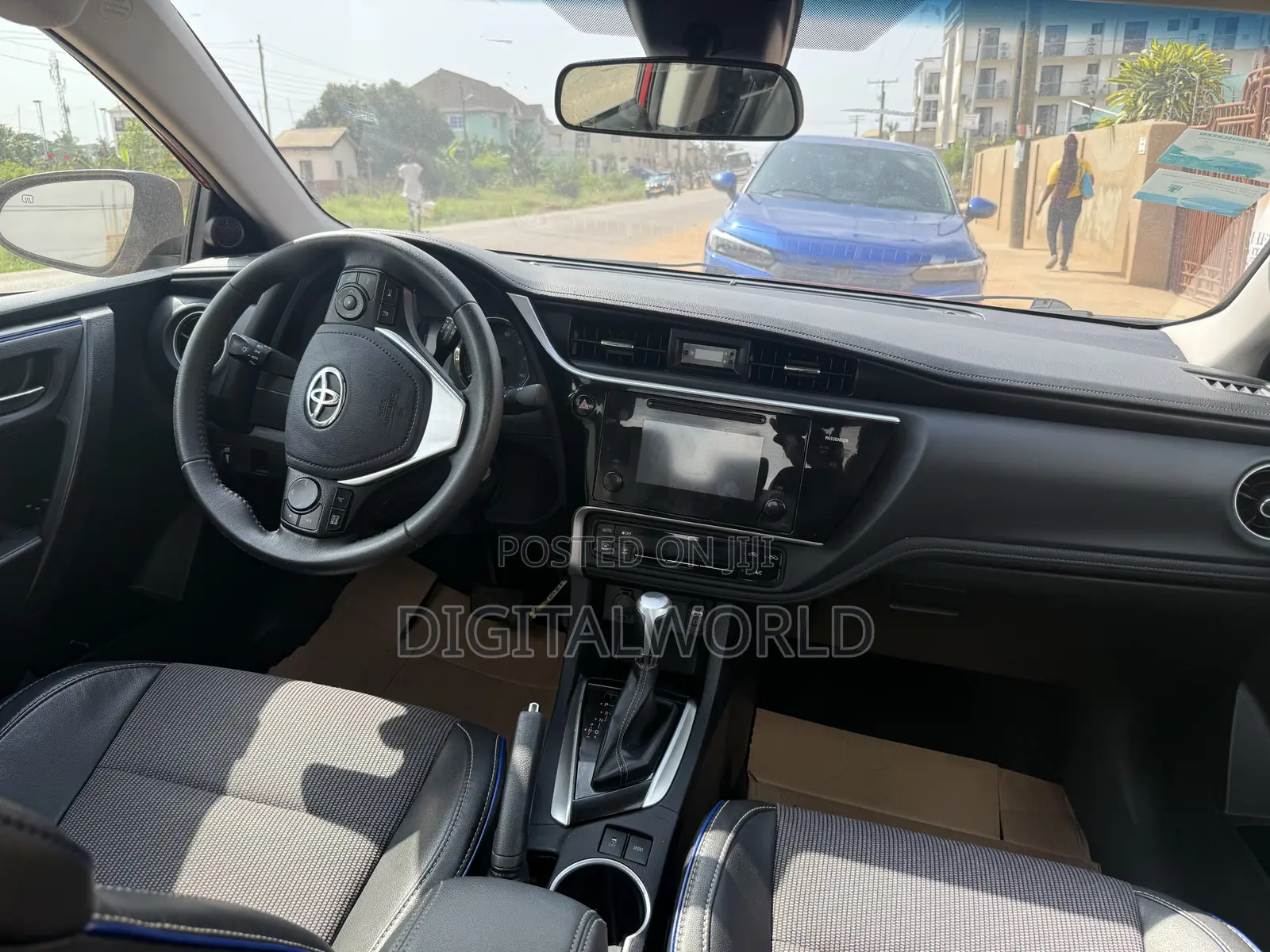 Toyota Corolla 2018 Red