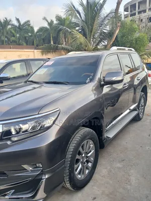 Toyota Land Cruiser Prado 2.7 2018 Gray