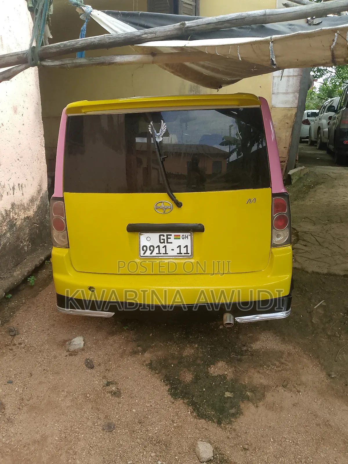 Toyota Stallion 2000 Ivory