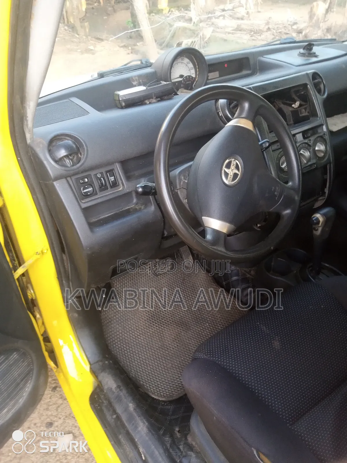 Toyota Stallion 2000 Ivory