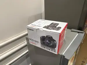 Vintage Charm Canon Eos 600d Starter DSLR for Everyday Creators
