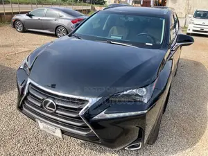 Lexus NX 300h Base 4x4 (2.5L 4cyl 2A) 2017 Black