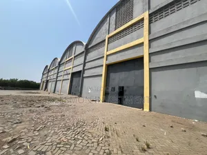 Warehouse Measuring 5000sqm Is for Rent in Tema Industrial Area