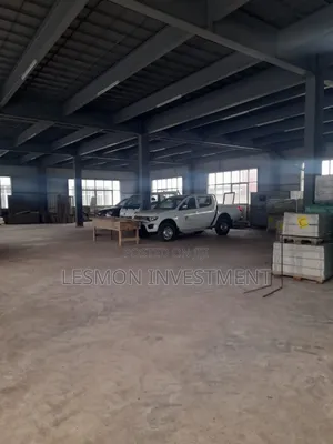 Warehouse Measuring 5000sqm Is for Rent in Tema Industrial Area