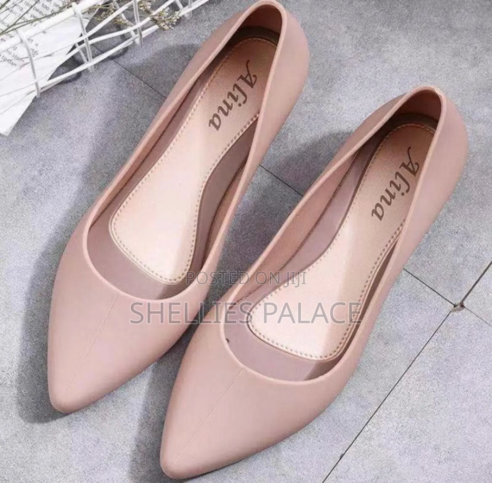 Pointed Single Wedge Weae Resistant Shoes