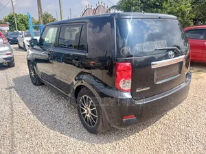 Toyota Corolla Rumion Hatchback 1.5 FWD 2015 Black