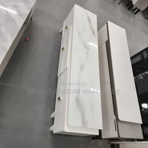 Glass Top Foreign Type Tv Stand