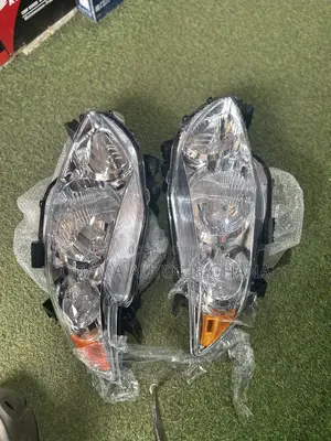 Toyota Corolla 2008 2009 2010 Headlight