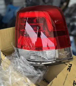 Toyota Land Cruiser Oem Taillight 2016 2017 2018 2019 2020