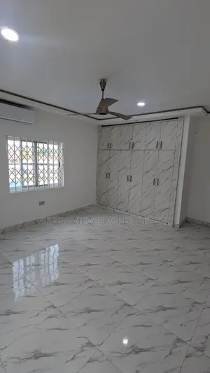 4bdrm Duplex in Kwabenya for rent