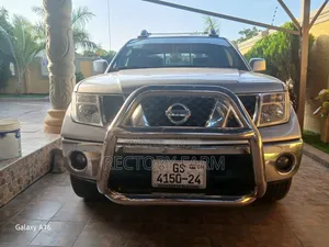 Nissan Navara 2014 Silver