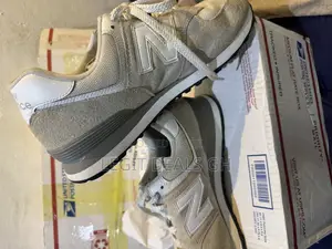 New Balance 574 Grey/White 9