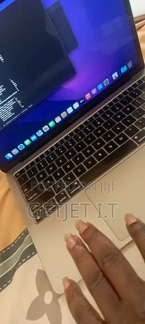 Laptop Apple MacBook Air 2020 M1 8GB Intel Core I5 SSD 256GB