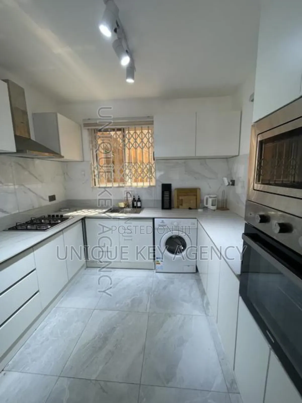 Furnished 1bdrm House in Unique Key Agency, Labone for rent