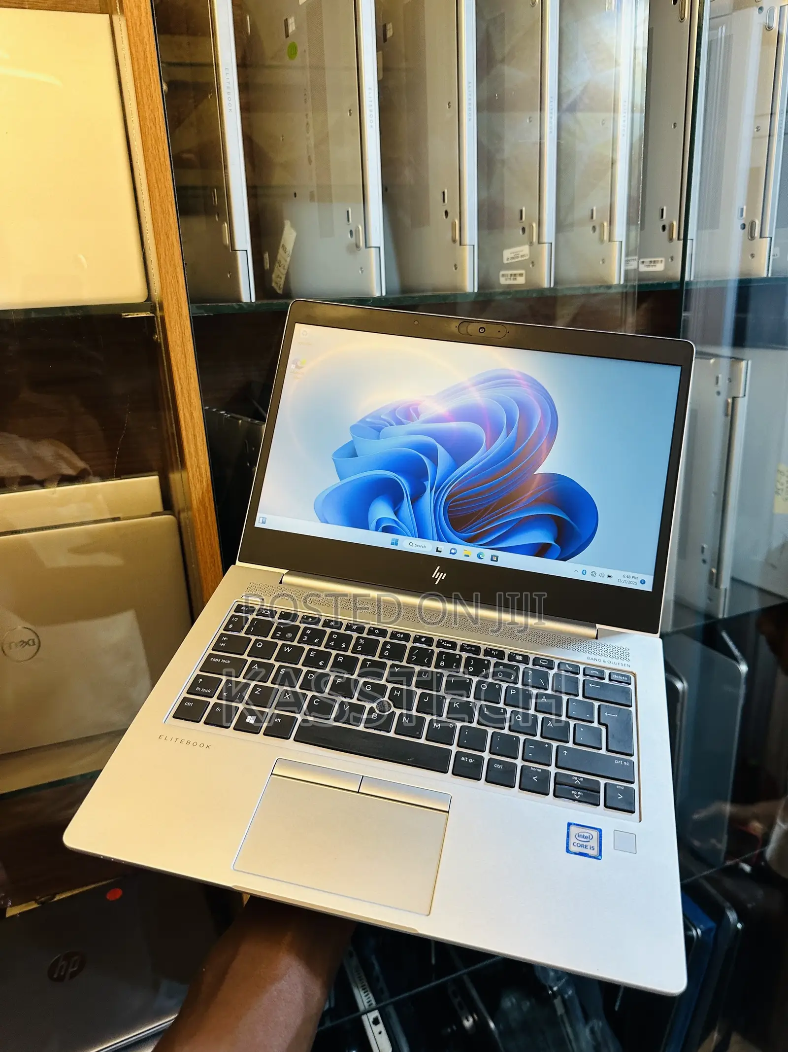 Laptop HP EliteBook 830 G6 16GB Intel Core I5 SSD 256GB