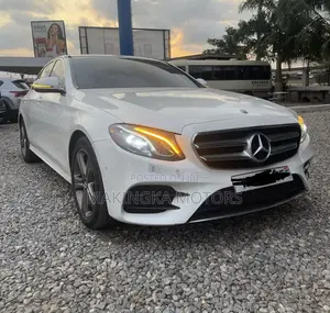 Mercedes-Benz E300 2018 White