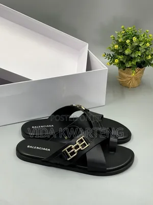 Unique Men's Slippers From Balenciaga