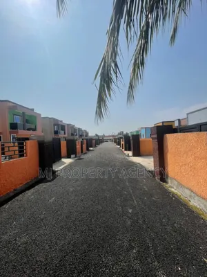 3bdrm House in Spintex Road, Tema Metropolitan for sale