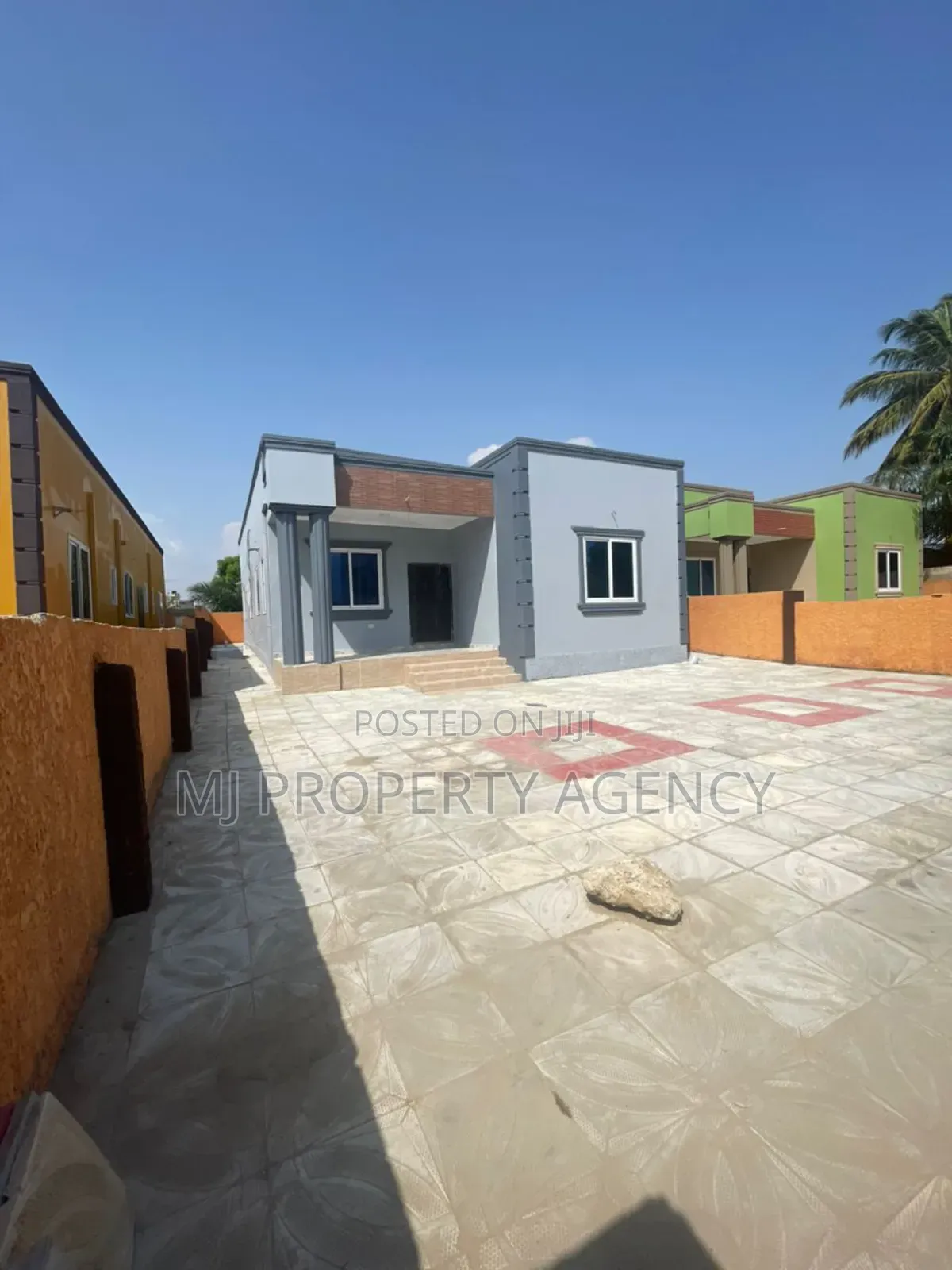 3bdrm House in Spintex Road, Tema Metropolitan for sale