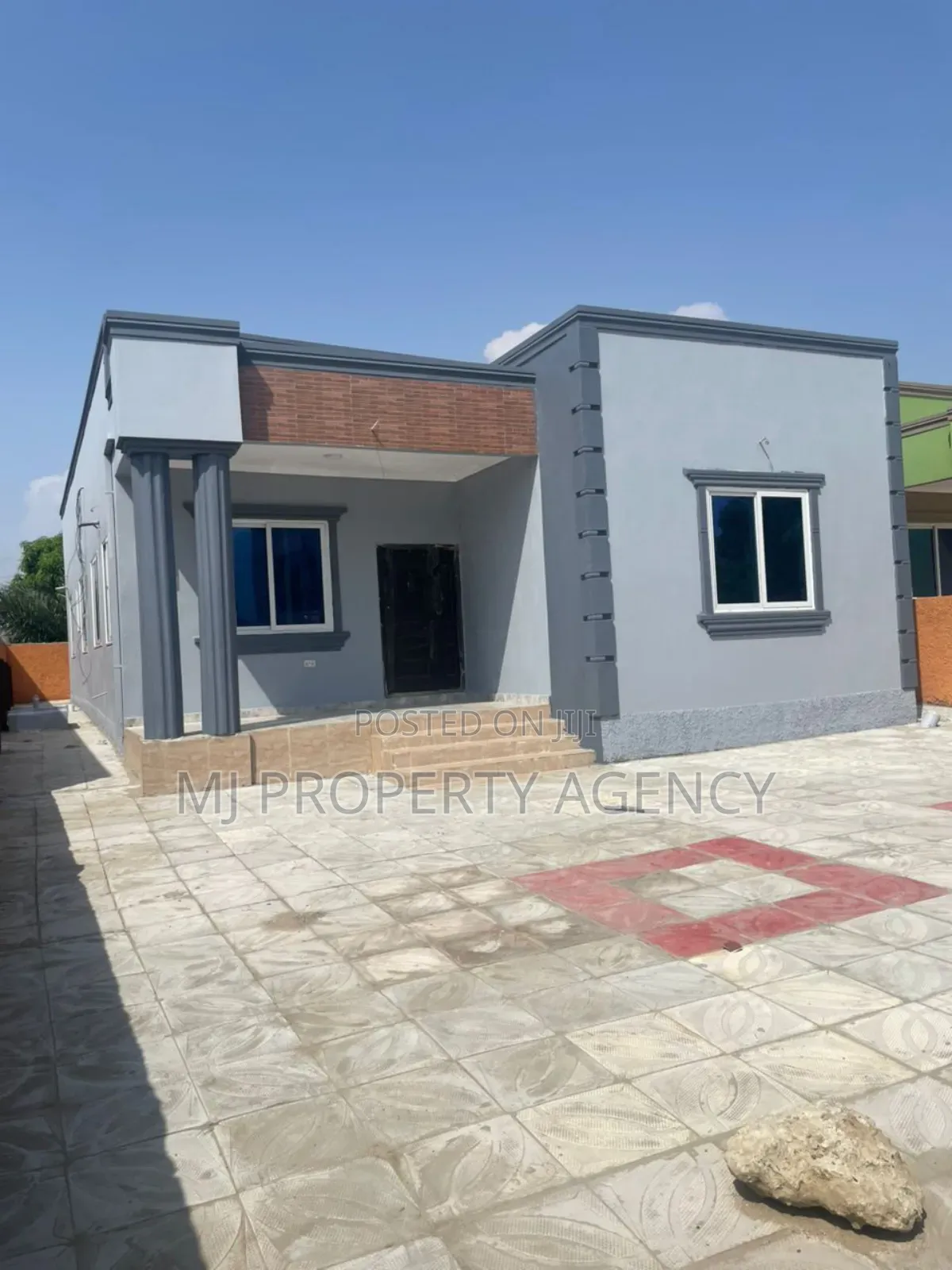 3bdrm House in Spintex Road, Tema Metropolitan for sale