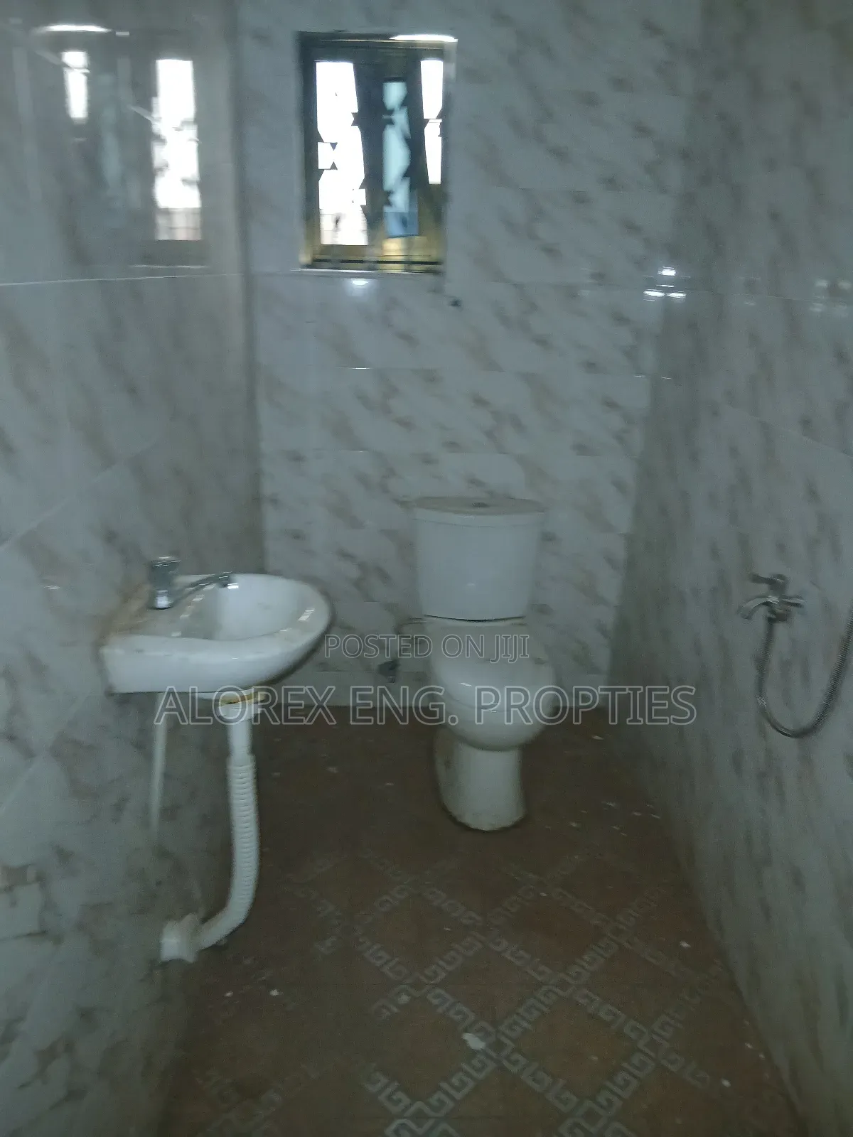 Shop for Rent at New Legon