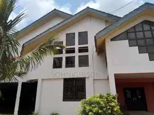 9bdrm House in Community 25 for sale