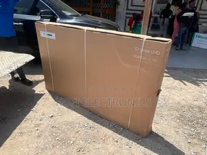 The Samsung Infinity Screen Du8000 Feel the Future in Your Living Room