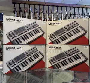 Akai Mpk Mini 4 Studio Keyboard