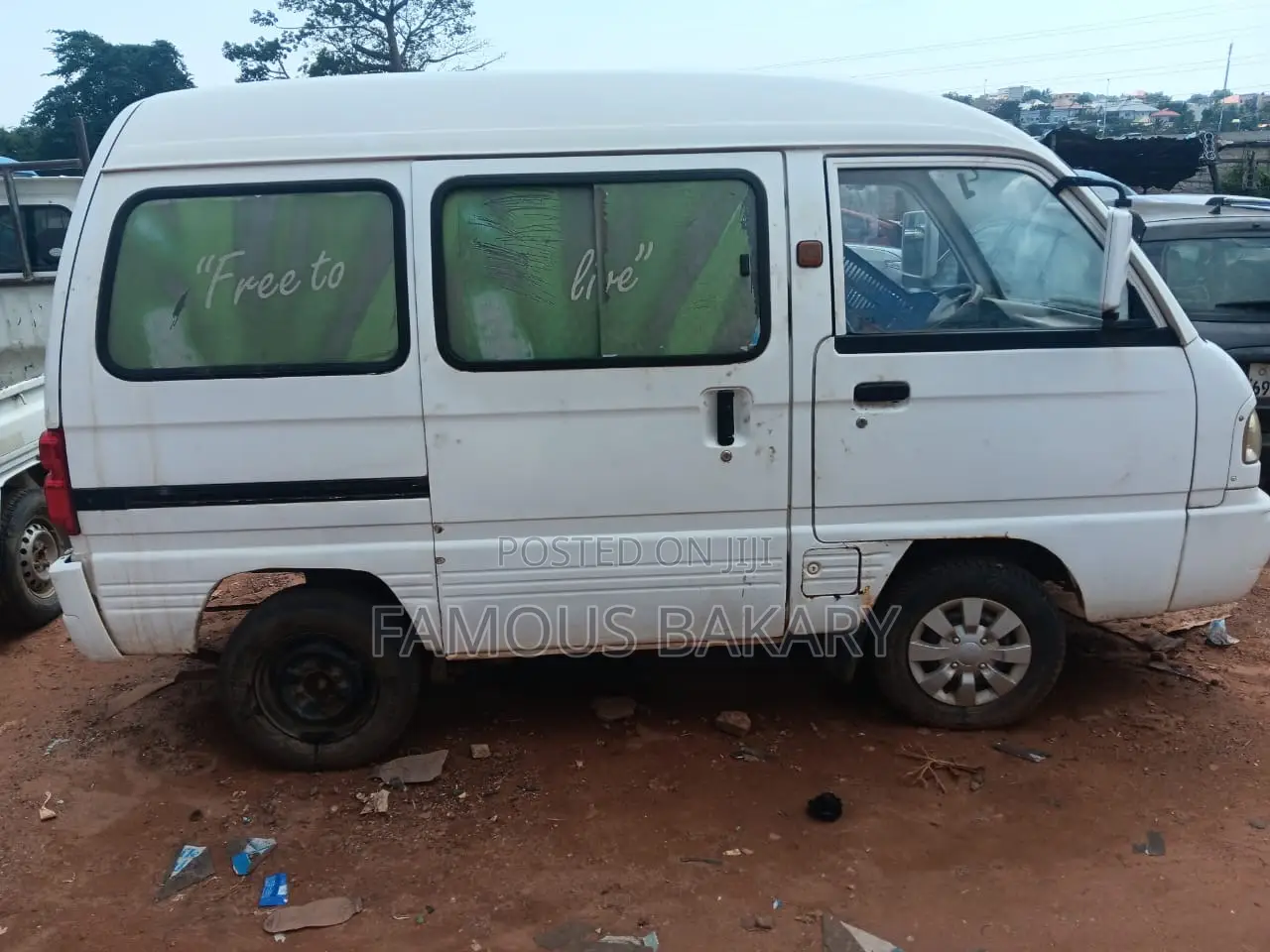Daewoo BH113 2012 White