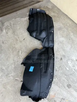 Original Toyota Rav4 2016-2023 Woolen Mudguards Available For All Cars