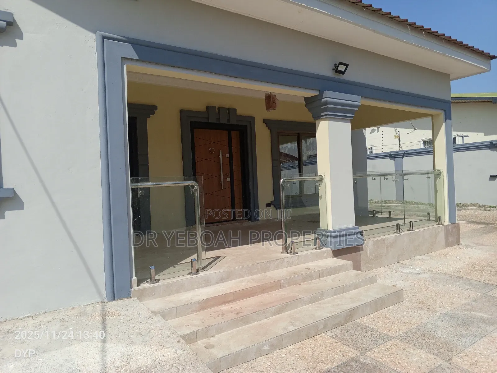 4bdrm House in Spintex Road for rent
