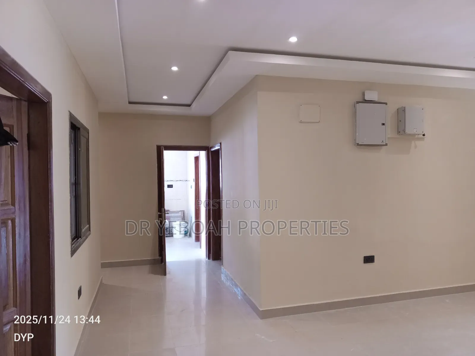 4bdrm House in Spintex Road for rent