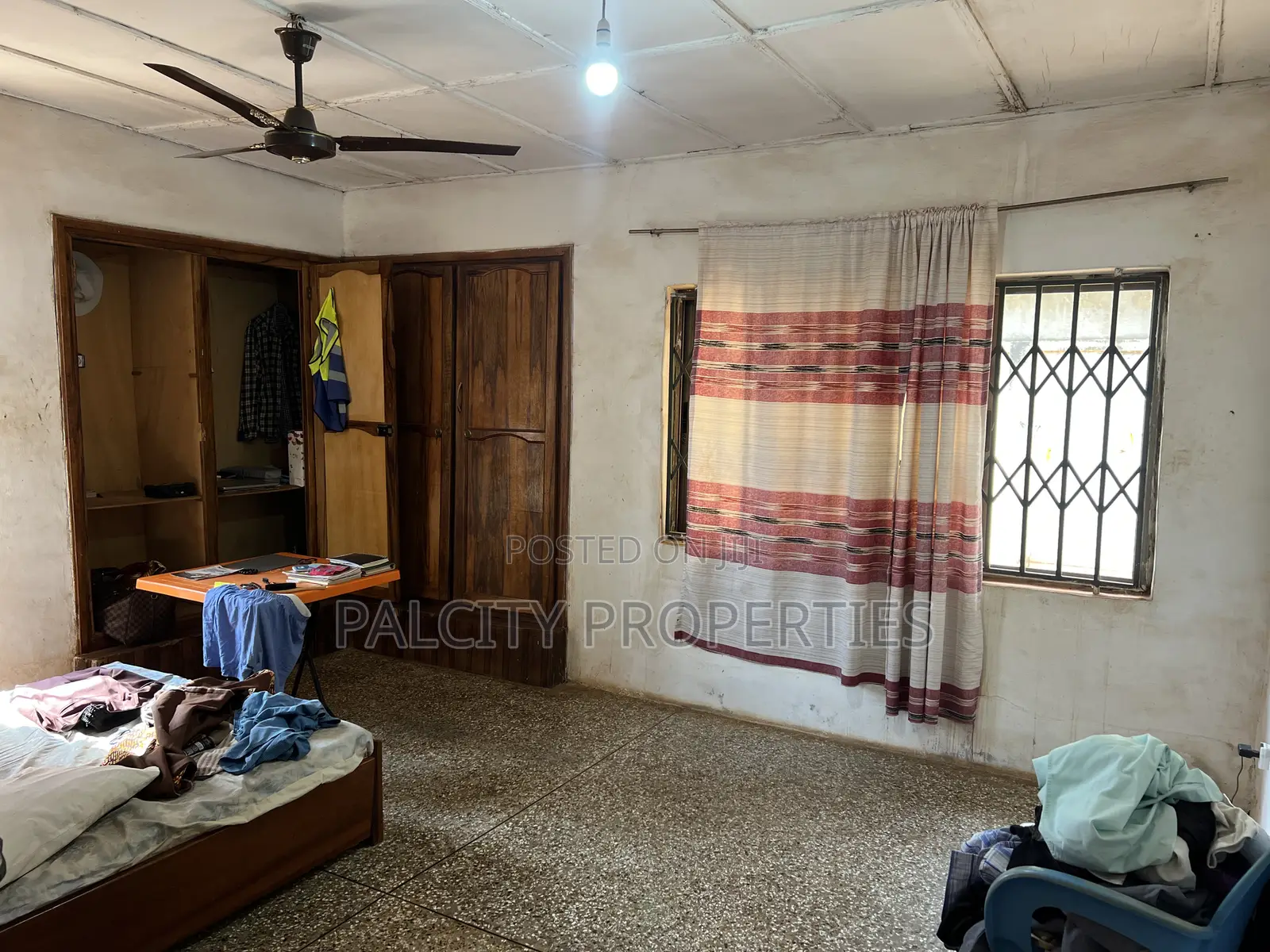 5bdrm House in Santasi Brofoyedu, Kumasi Metropolitan for sale