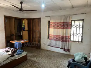 5bdrm House in Santasi Brofoyedu, Kumasi Metropolitan for sale