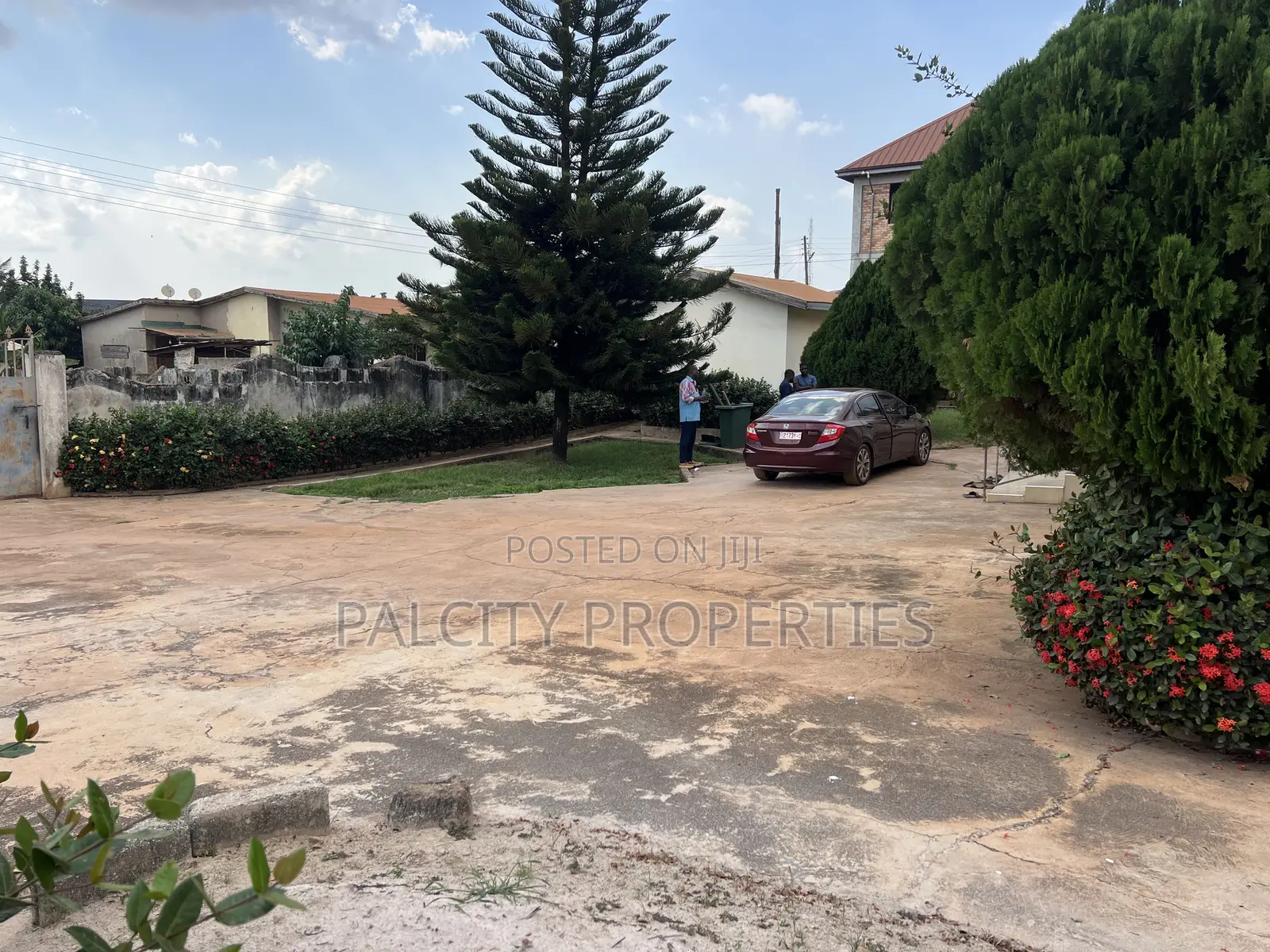 5bdrm House in Santasi Brofoyedu, Kumasi Metropolitan for sale