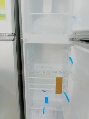 **Roch 177l Top Freezer Fridge – Adjustable Shelves Glass Trays**