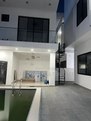 5bdrm Mansion in East Legon Around, Madina for sale