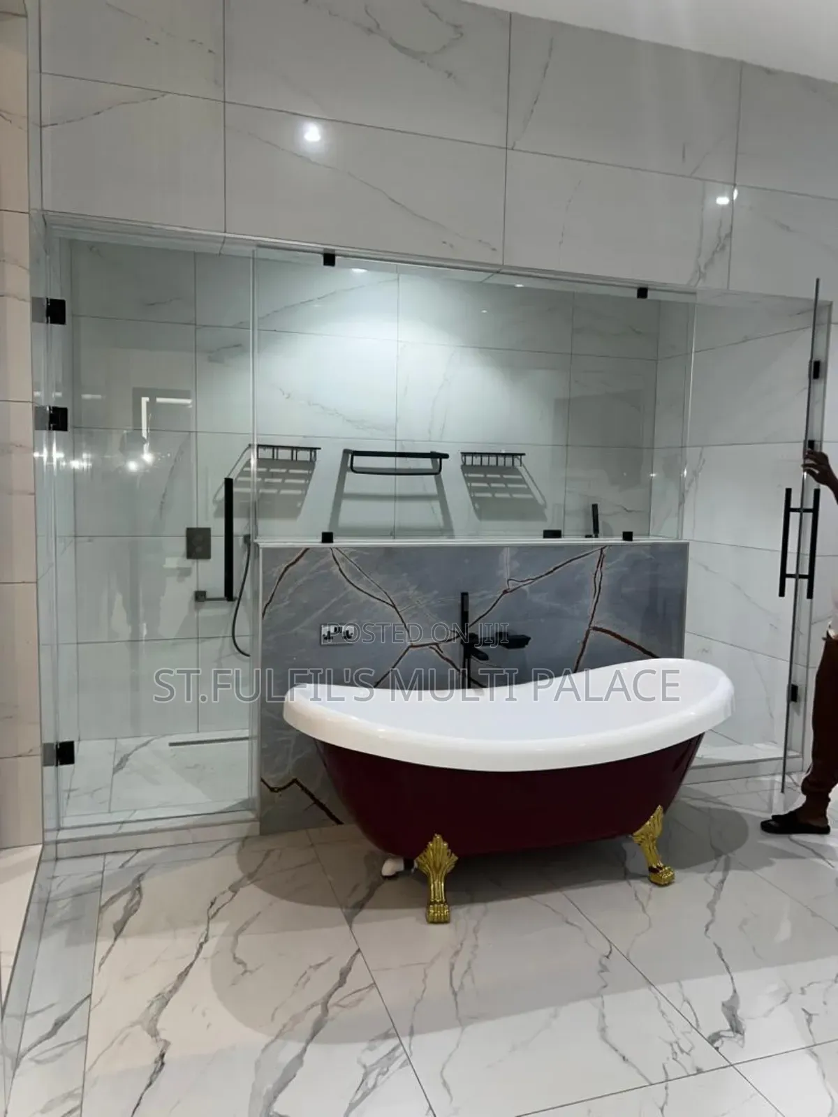 5bdrm Mansion in East Legon Around, Madina for sale