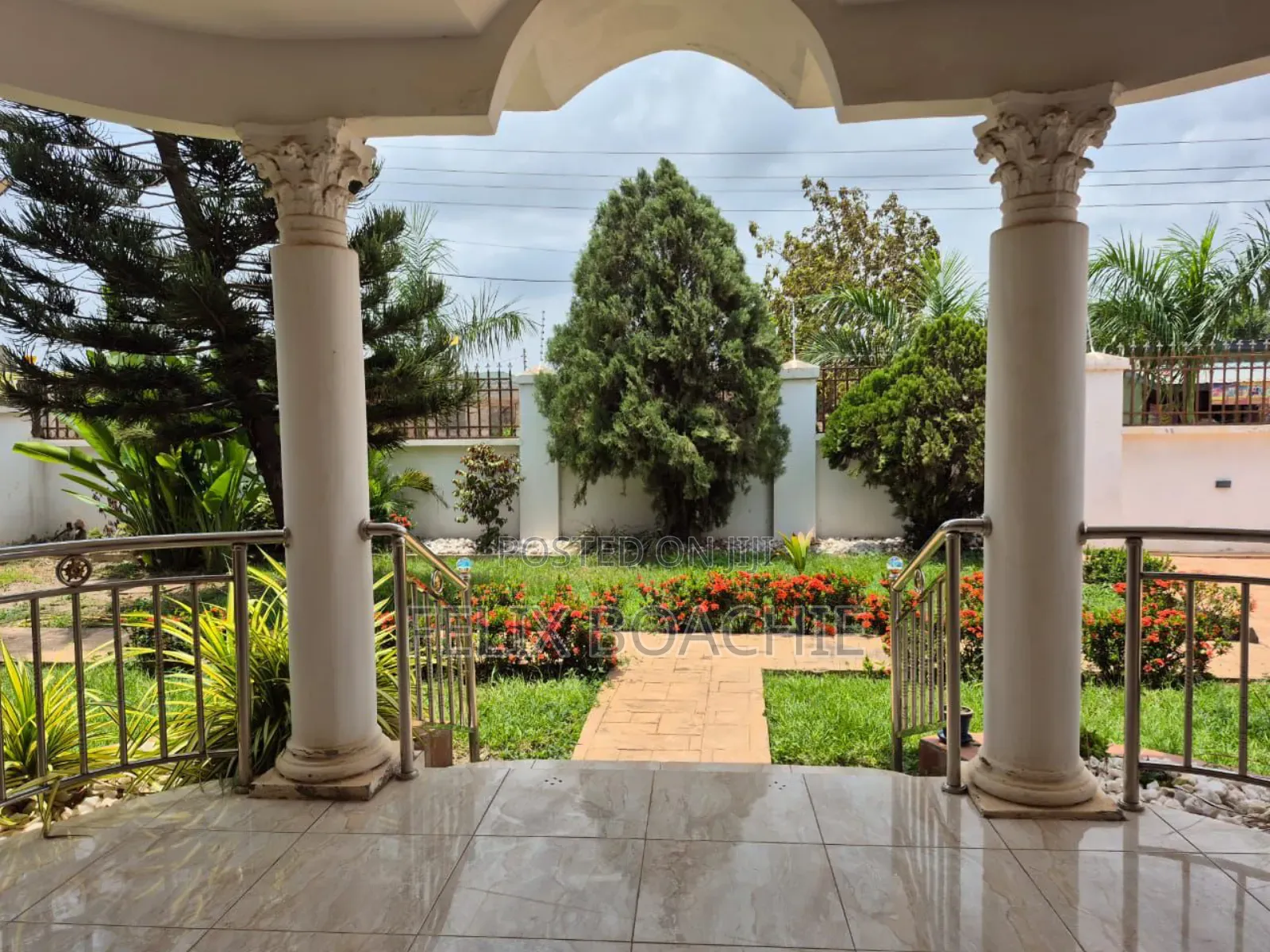 Furnished 5bdrm House in Oyarifa for sale