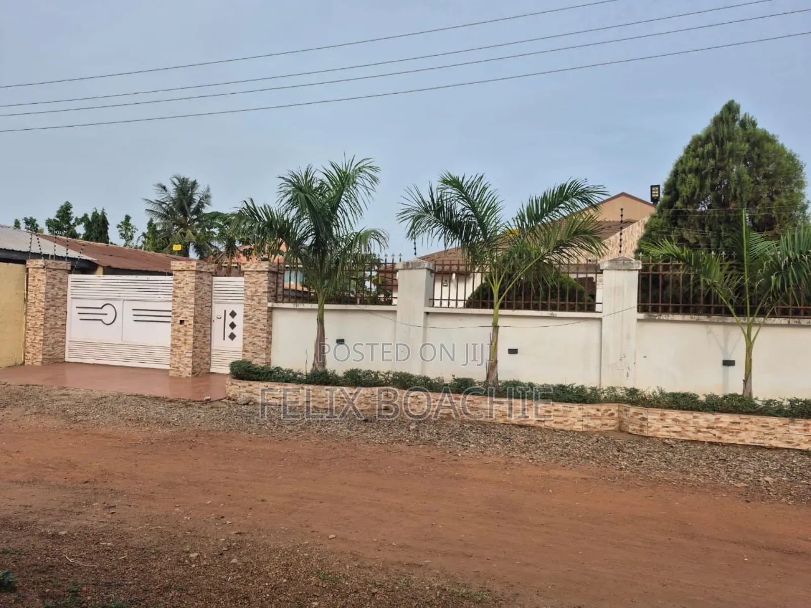 Furnished 5bdrm House in Oyarifa for sale