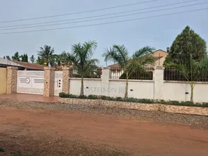 Furnished 5bdrm House in Oyarifa for sale