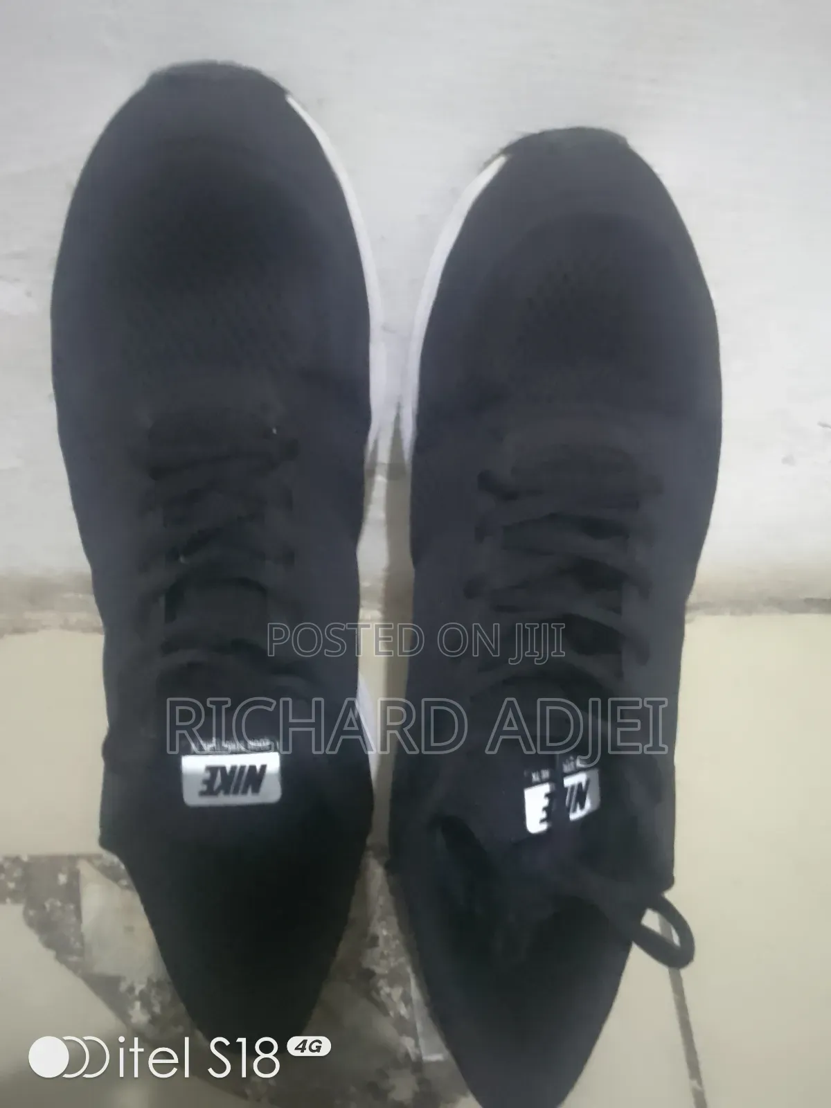 Original Nike Runner Sneakers