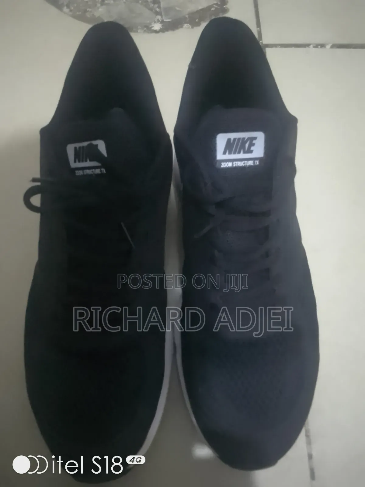 Original Nike Runner Sneakers