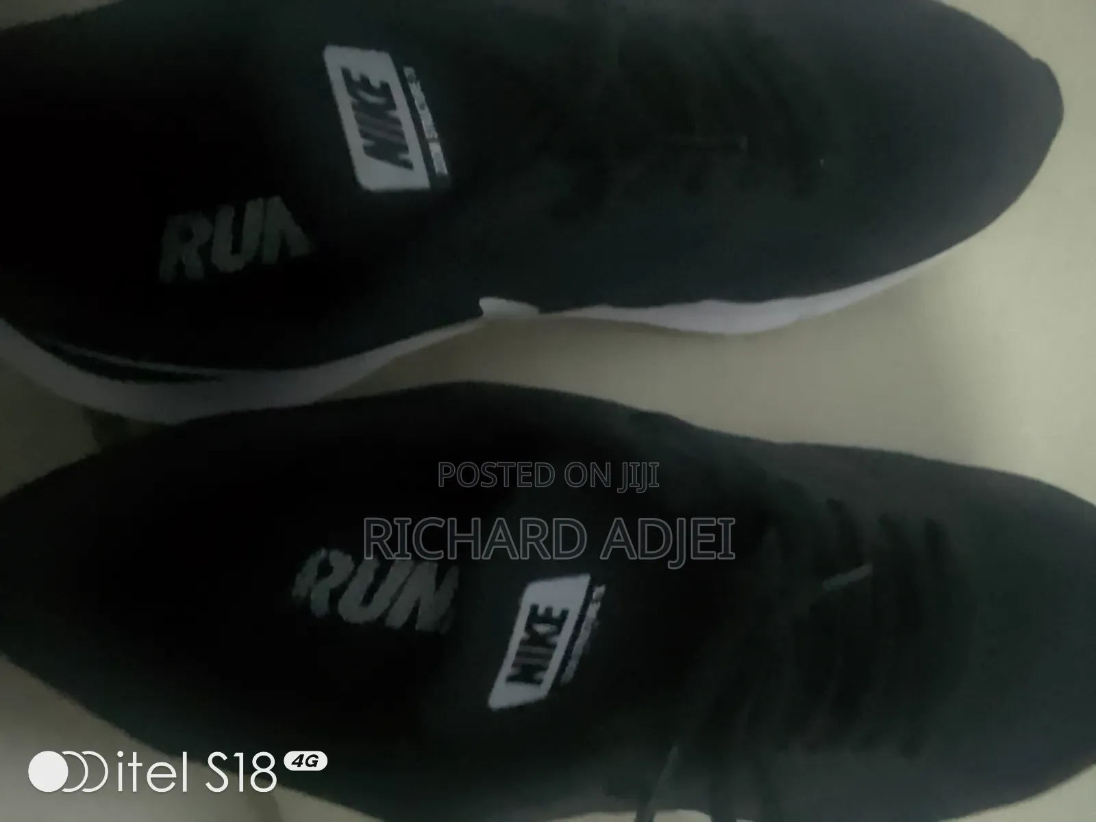 Original Nike Runner Sneakers